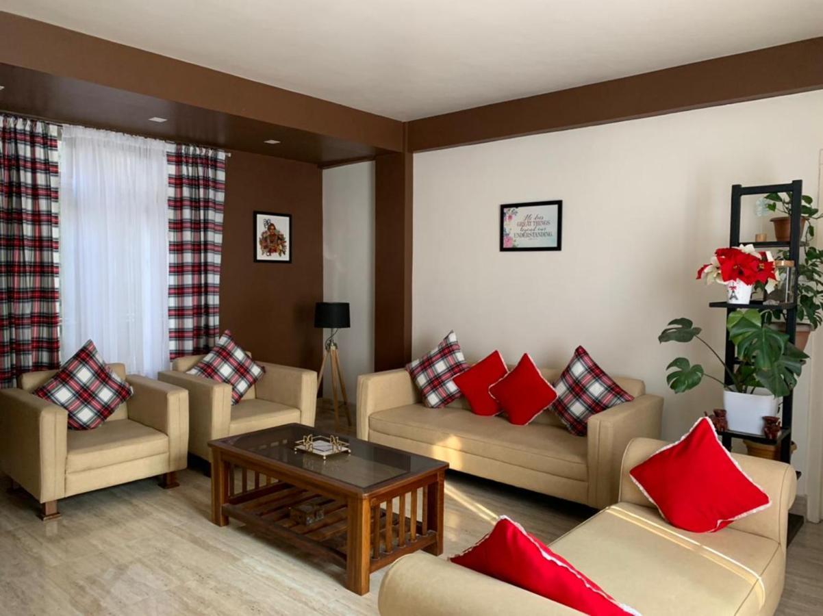 Na-U-Iaka Homestay Shillong Exterior foto
