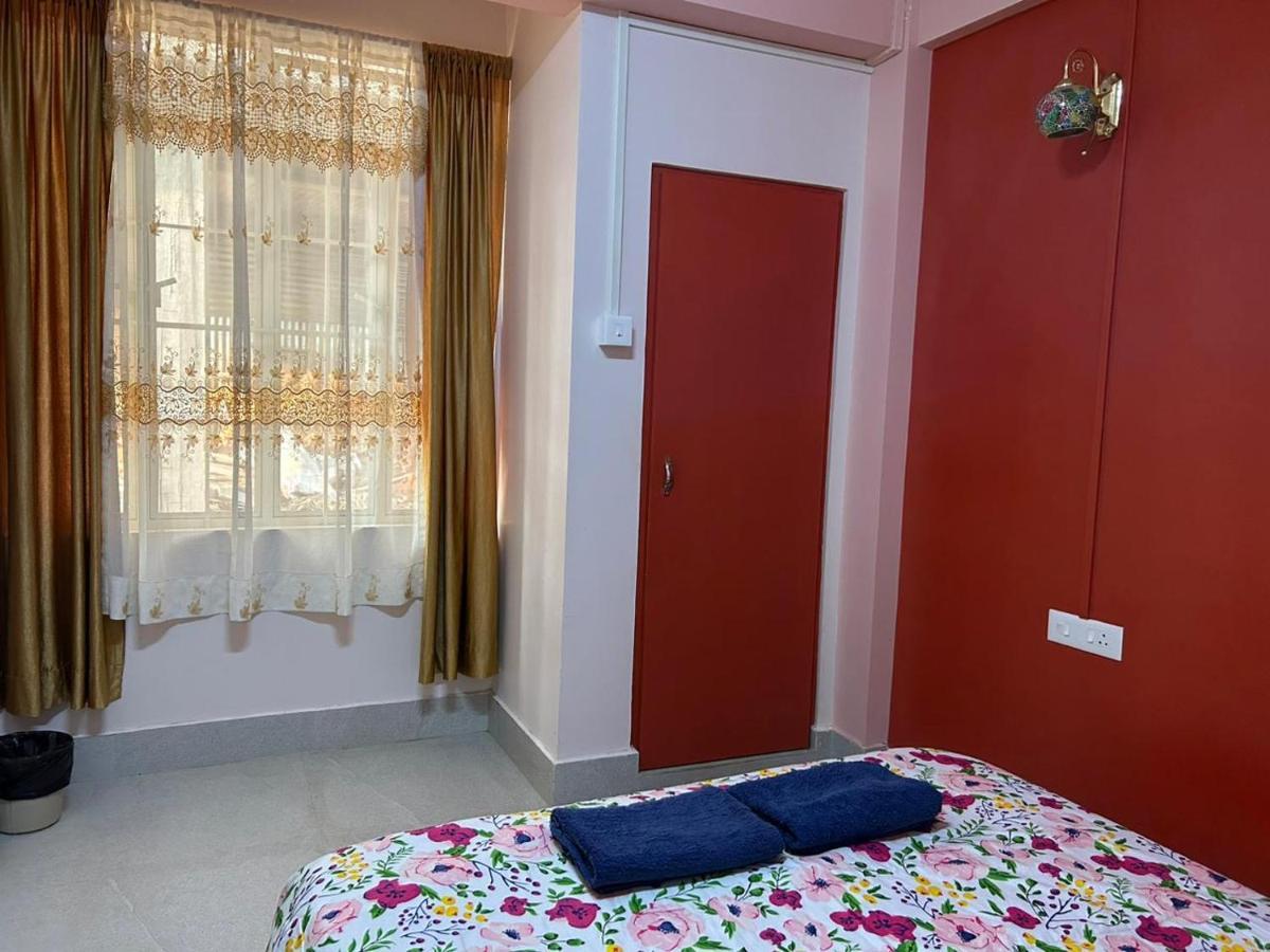 Na-U-Iaka Homestay Shillong Exterior foto